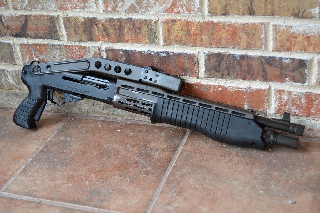 SPAS-12 Italian Shotgun (A)